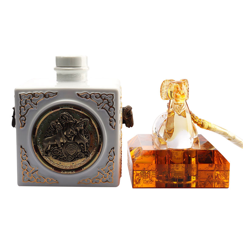 Set di bottiglie di vino in vetro cristallo con tappo a forma di animale dello zodiaco cinese