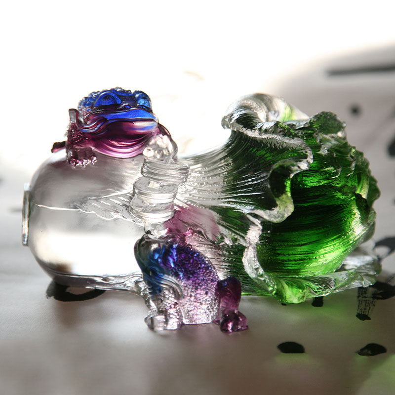 Ornamenti di scultura di rospo dorato in vetro cristallo