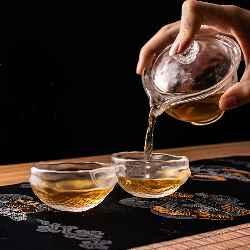 Set da tè in vetro trasparente con teiera, tazza da tè