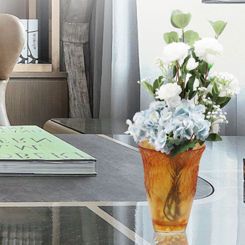 Vaso in vetro ambrato con spighe di grano in rilievo