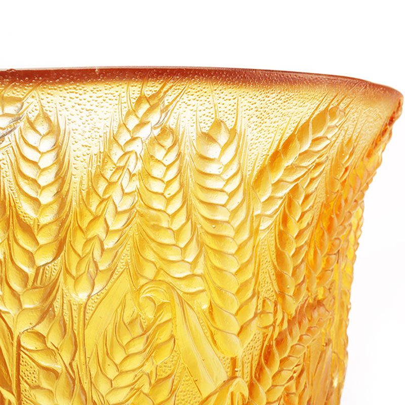 Vaso in vetro ambrato con spighe di grano in rilievo