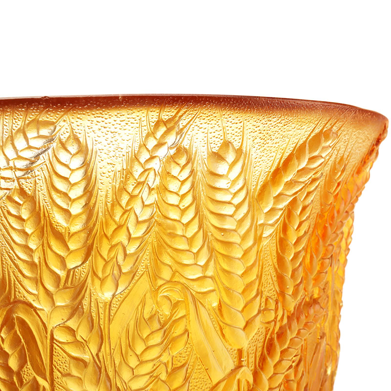 Vaso in vetro ambrato con spighe di grano in rilievo