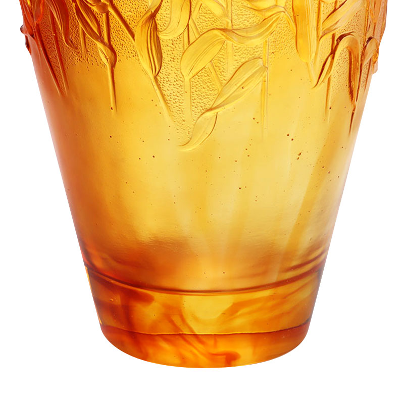 Vaso in vetro ambrato con spighe di grano in rilievo