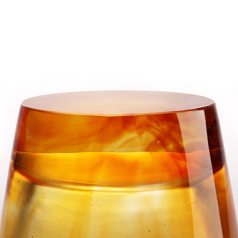 Vaso in vetro ambrato con spighe di grano in rilievo